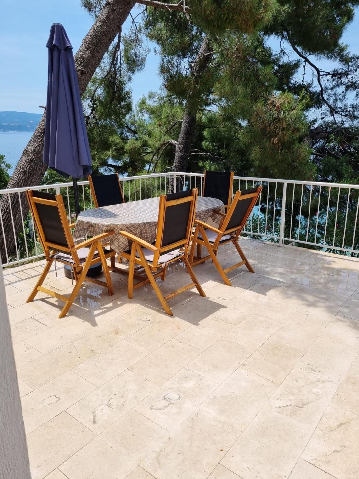 Apartamento Apartman On The Beach - Nemira, Omiš Exterior foto
