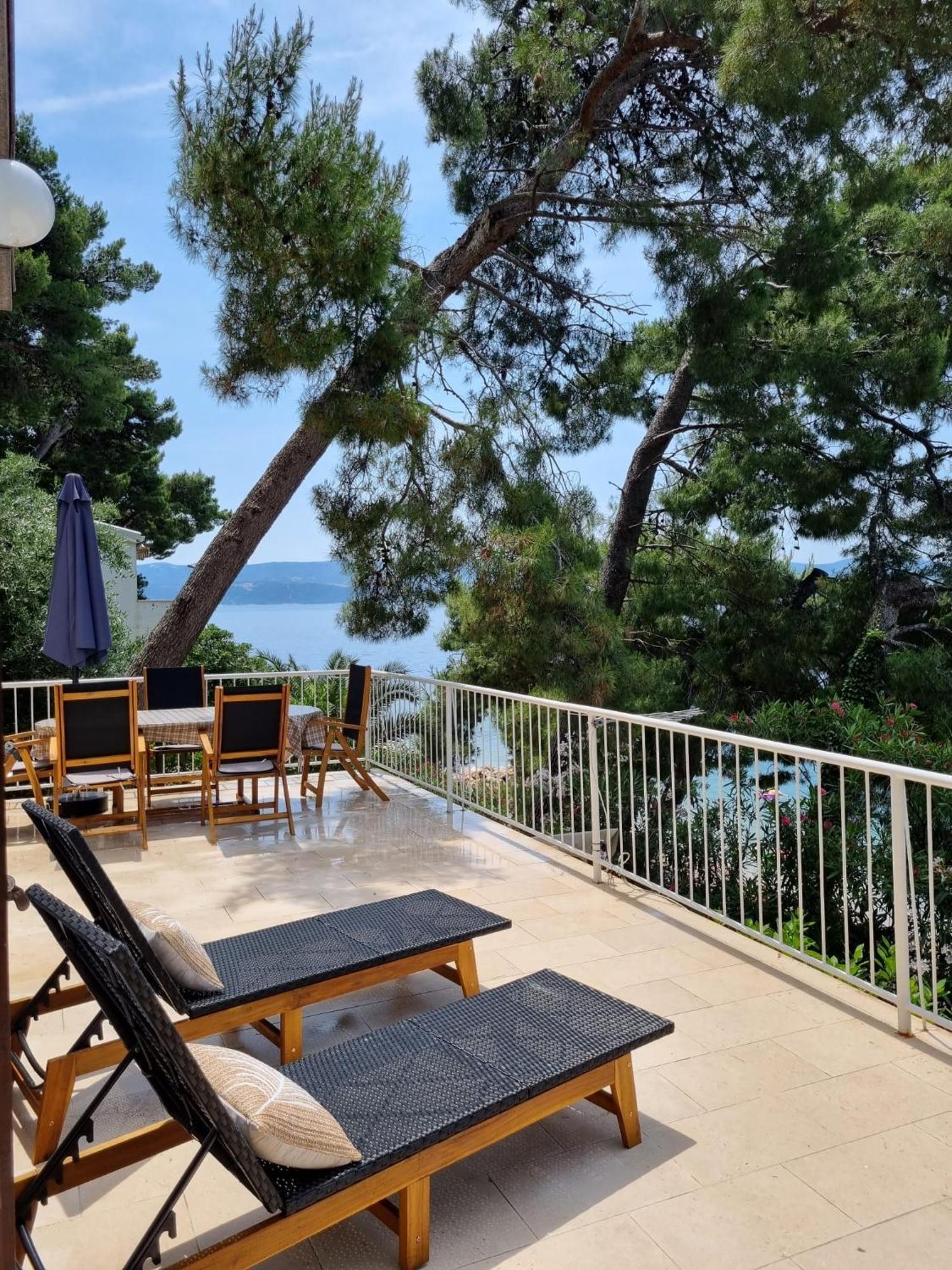 Apartamento Apartman On The Beach - Nemira, Omiš Exterior foto